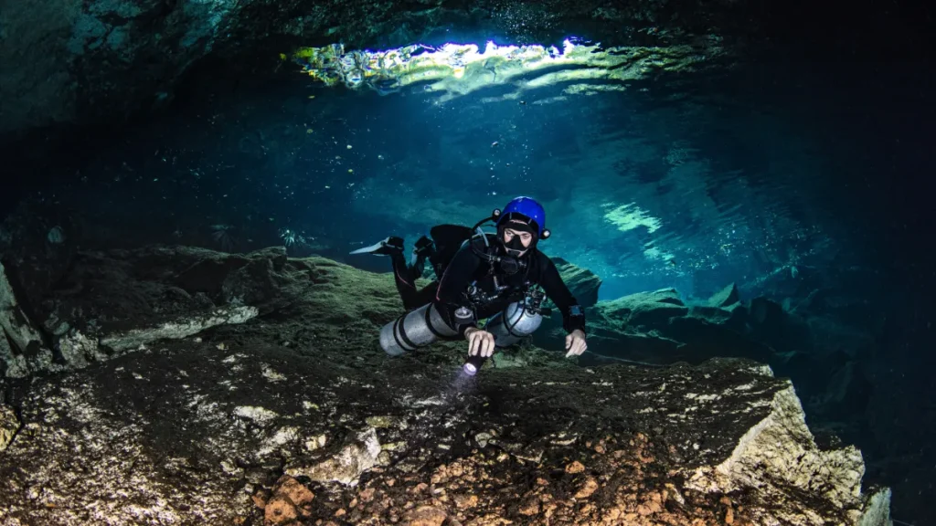 cenotes tulum cavernas subterraneas